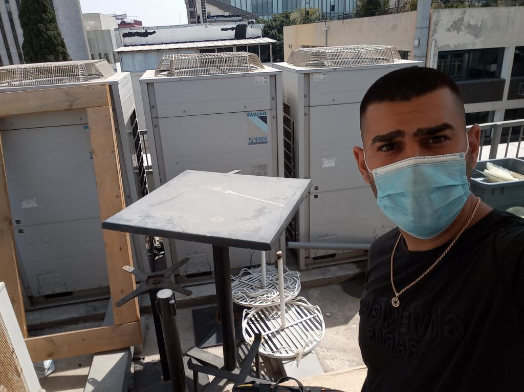 רוני קור רוני קור