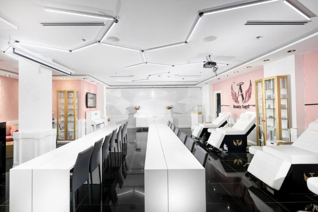 לירון כהן ביוטי אנג'לס לירון כהן ביוטי אנג'לס