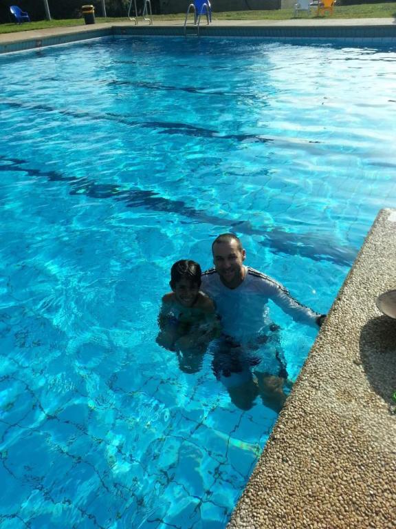 מיקי סימון מיקי סימון