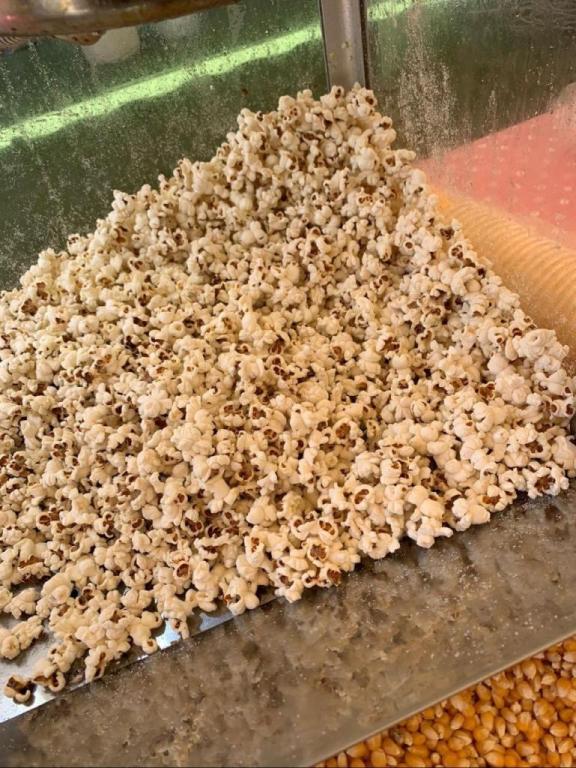 עד 5 מתנפחים עד 5 מתנפחים