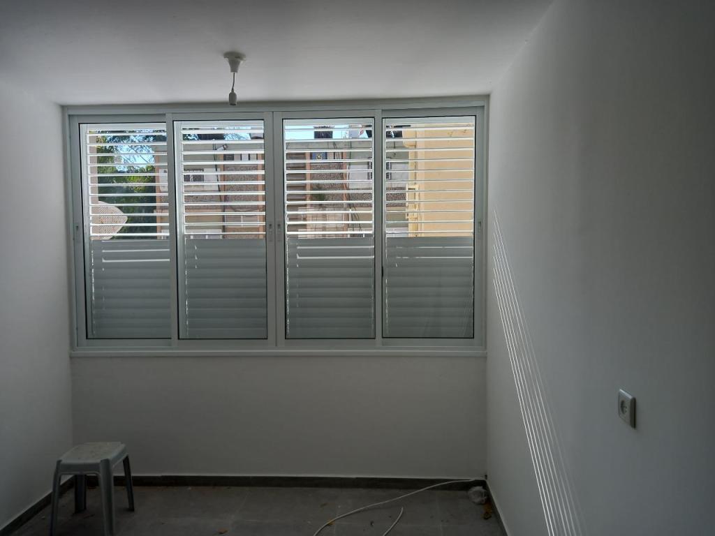 חורי אלומיניום חורי אלומיניום