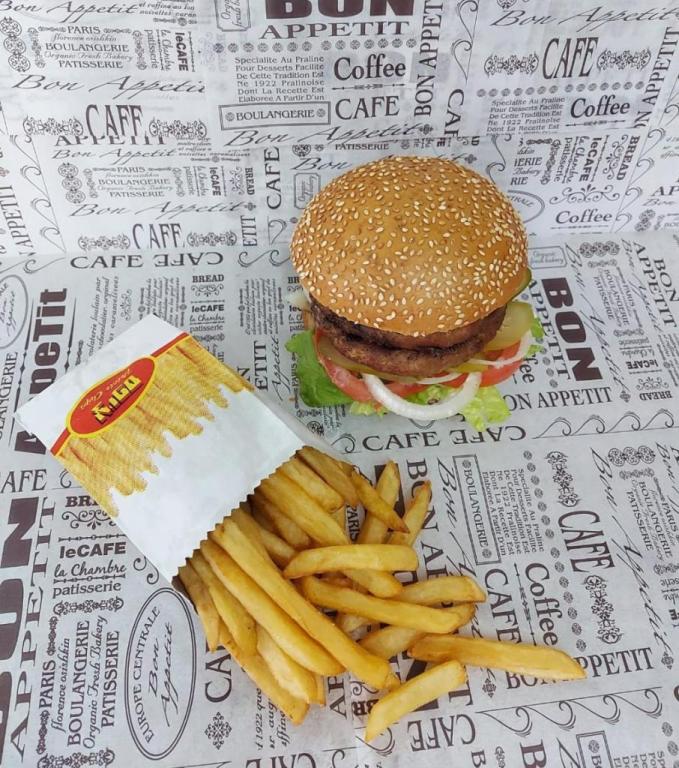 שמוליק'ס גריל בר שמוליק'ס גריל בר