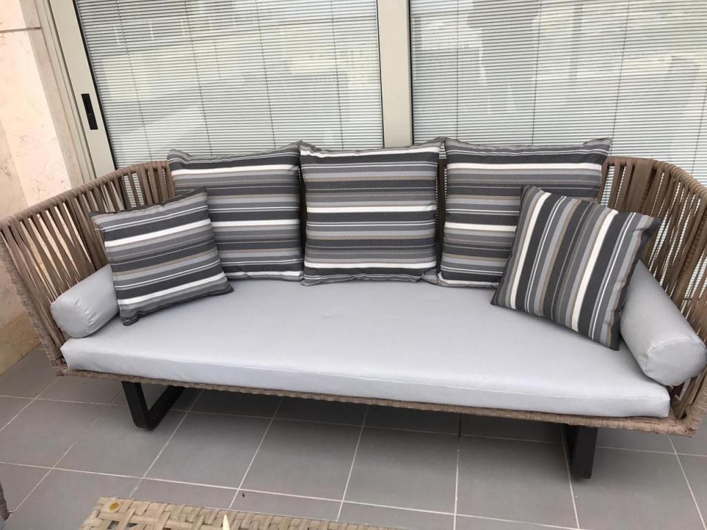 מרפדיית ארואתי מרפדיית ארואתי