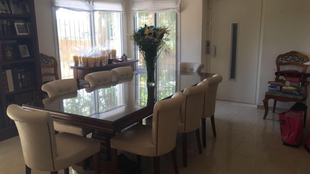 מרפדיית ארואתי מרפדיית ארואתי