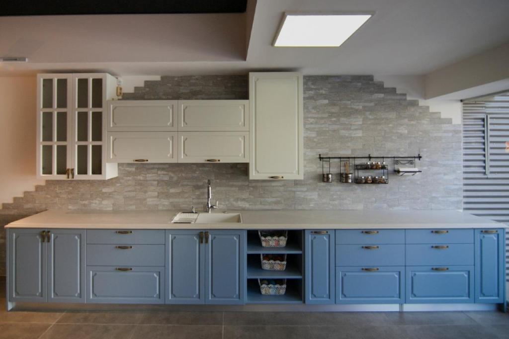 מ מ סטודיו מ מ סטודיו