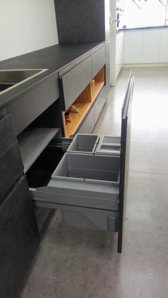 מ מ סטודיו מ מ סטודיו