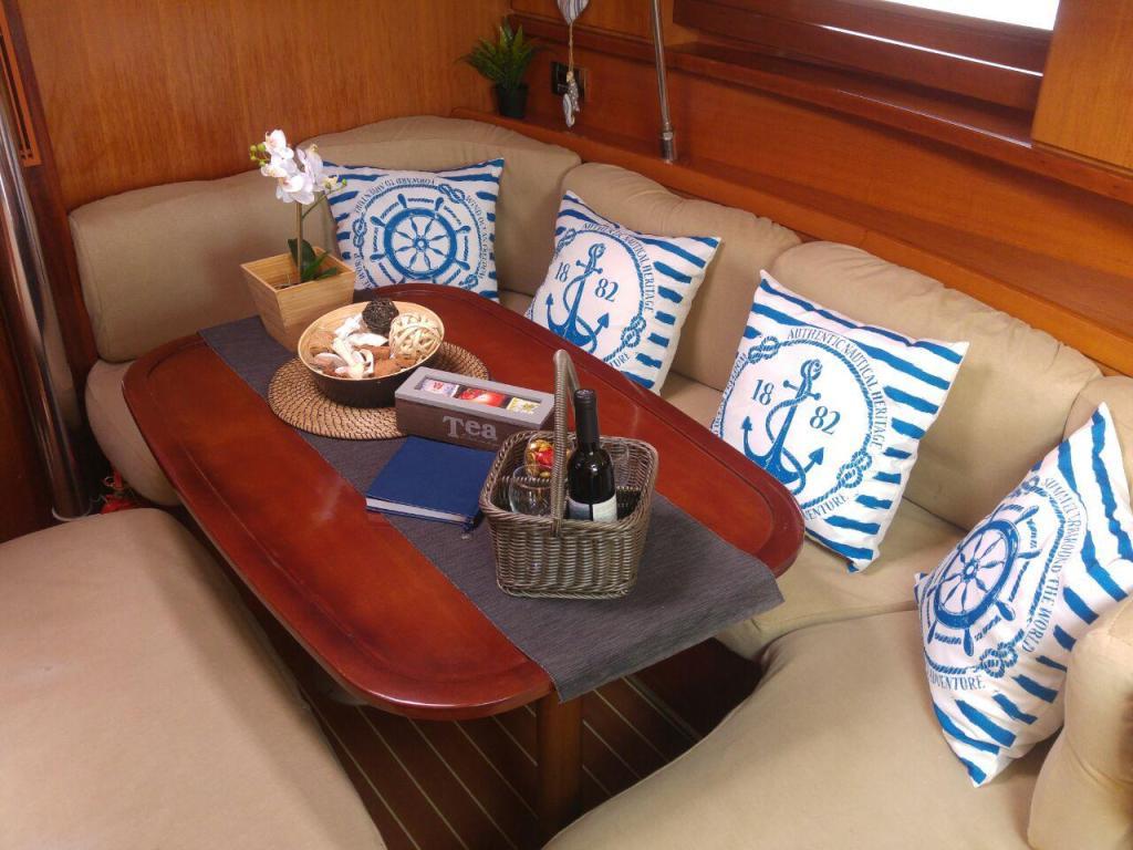 יאכטה בהרצליה יאכטה בהרצליה