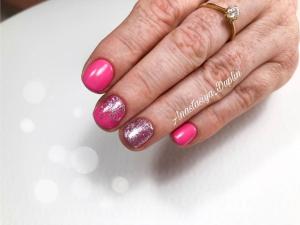 Anastasiya perfect nails