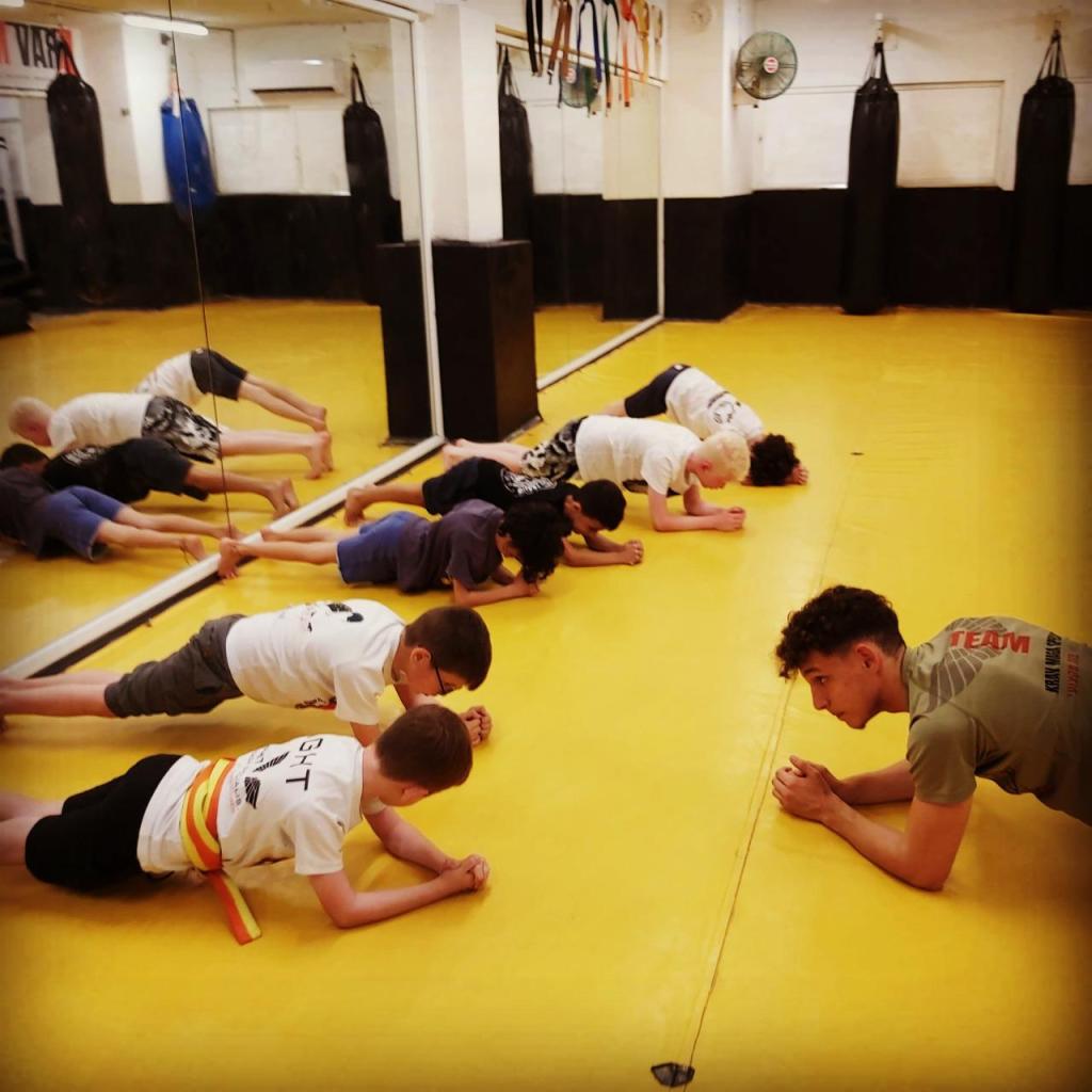 קרב מגע ספיישליסט קרב מגע ספיישליסט