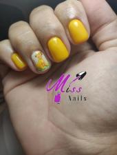 Miss Nails