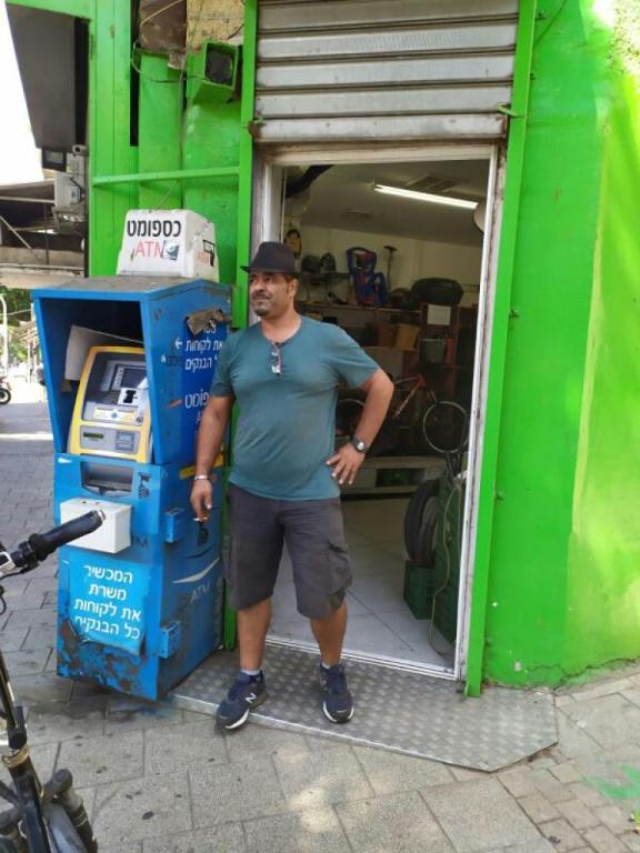 אלבייק אלבייק