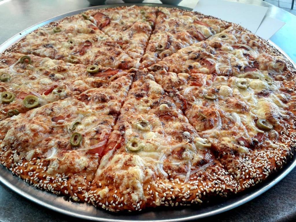 גראנד פיצהל'ה גראנד פיצהל'ה