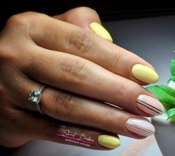 Stavit Bookai Glam Nails