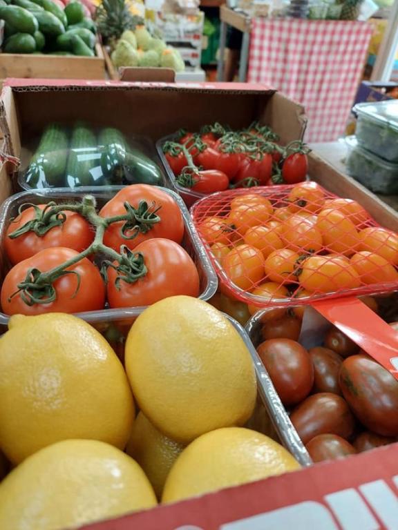 שוק פירות וירקות גיל עמל שוק פירות וירקות גיל עמל