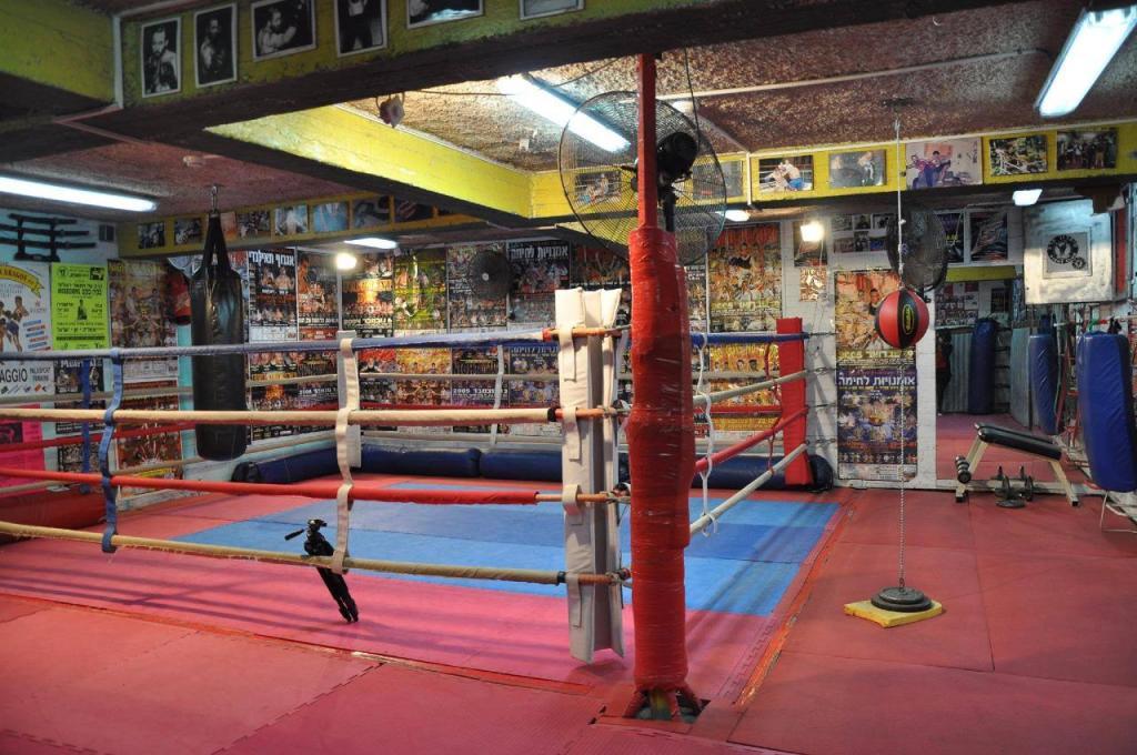 מועדון קרב מועדון קרב