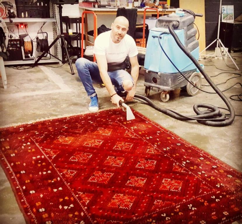 אבסולוט אבסולוט