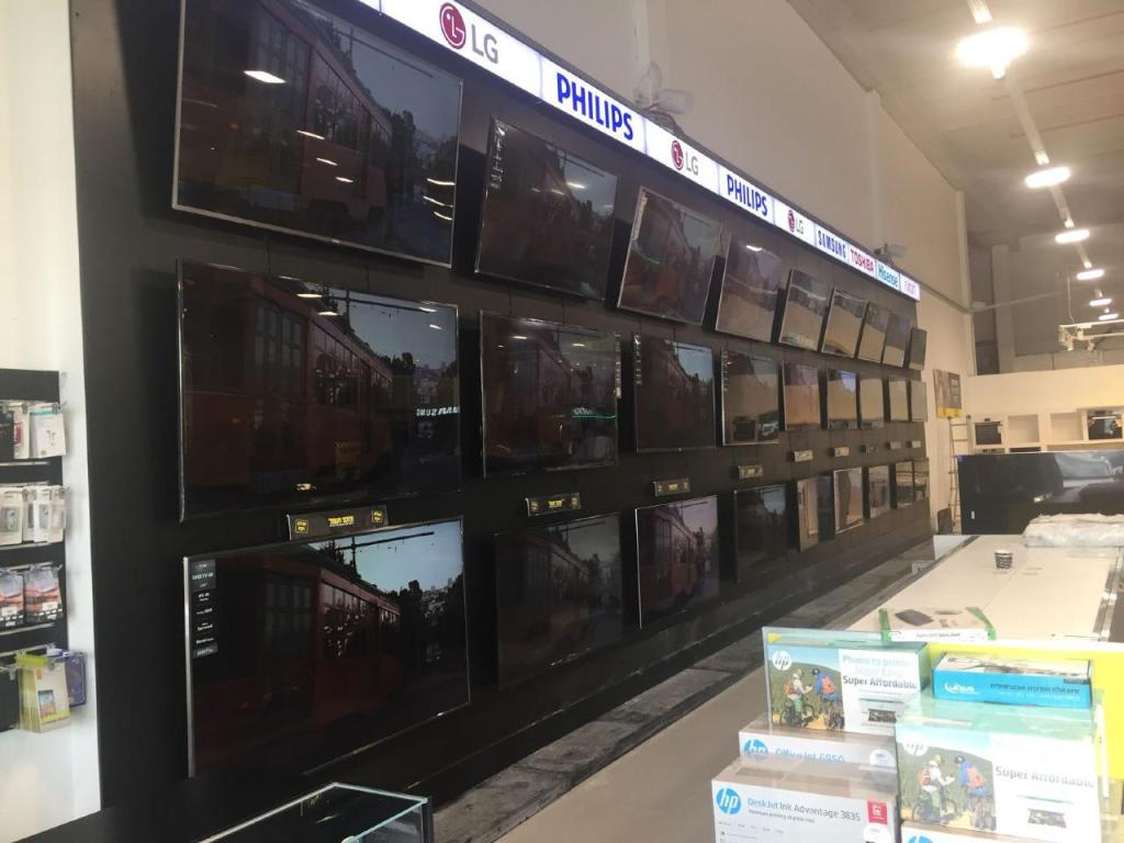 אלוני שירותי הדרכה והתקנה אלוני שירותי הדרכה והתקנה