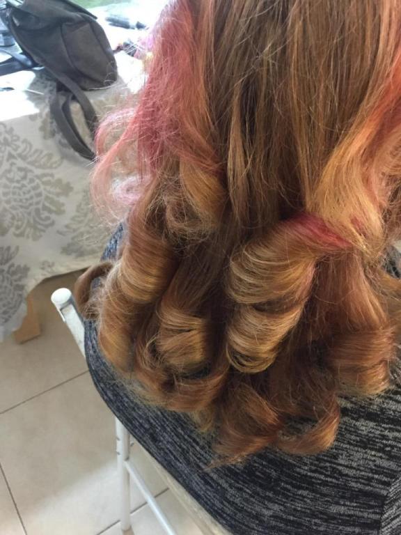 סיימון עיצוב שיער סיימון עיצוב שיער