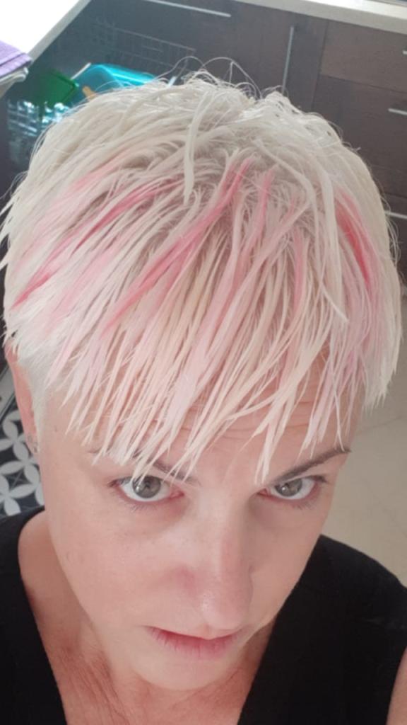 סיימון עיצוב שיער סיימון עיצוב שיער