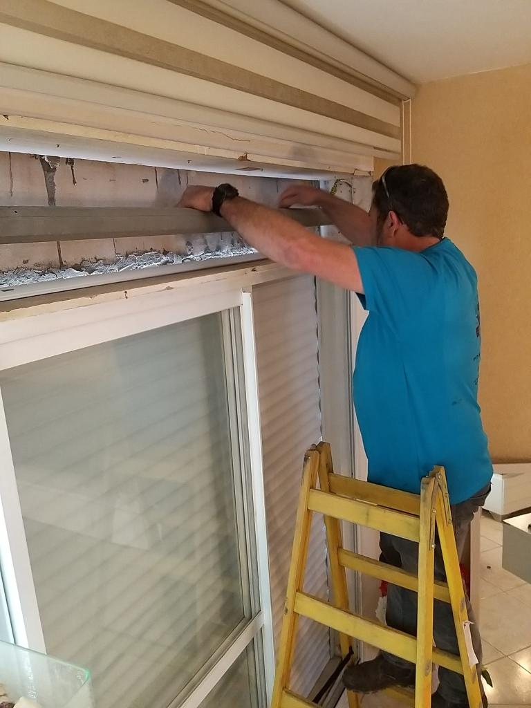 שריר סרוויס שריר סרוויס