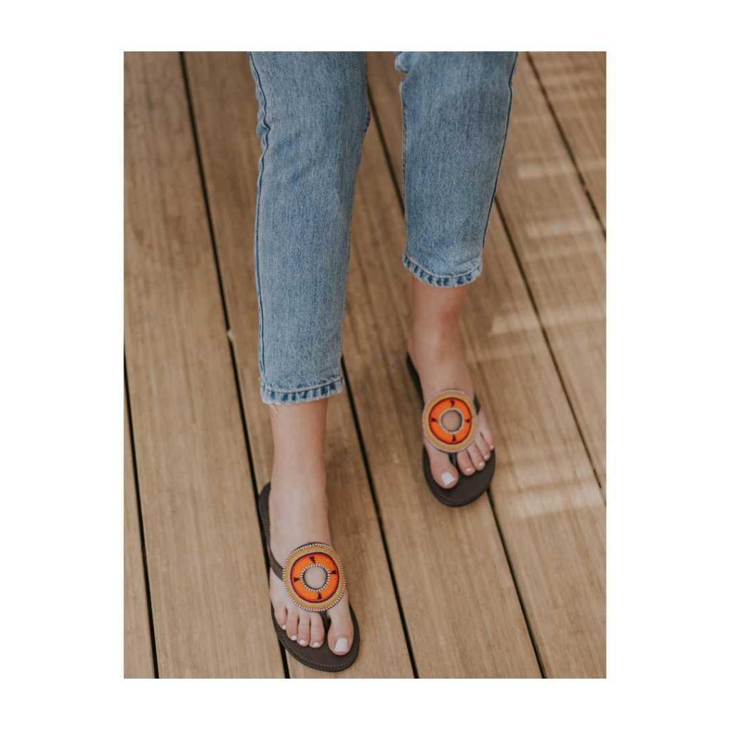 קננה חיבוק מהסוואנה קננה חיבוק מהסוואנה