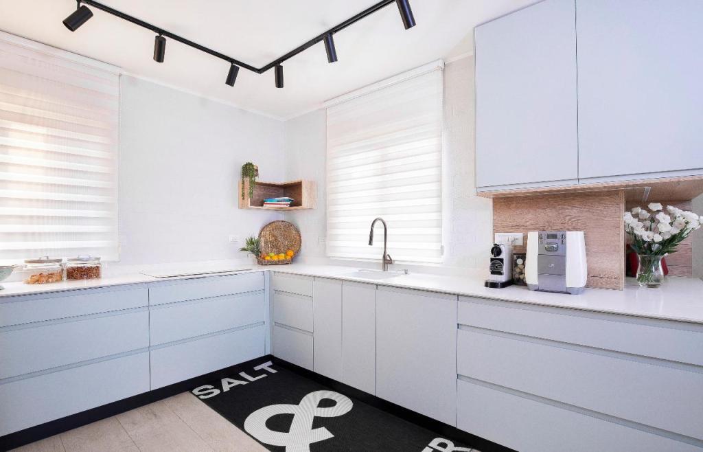 T R Interior designe T R Interior designe