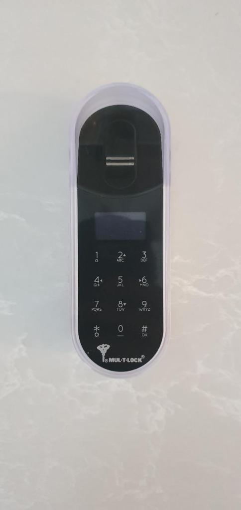 חנן המנעולן חנן המנעולן