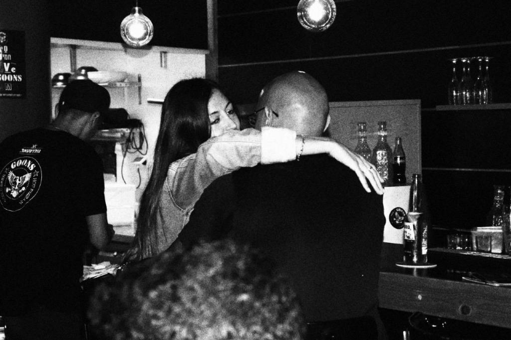 גונס בר גונס בר