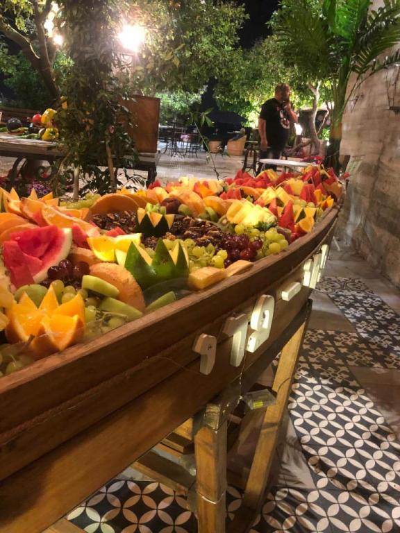 פרי פרי קיאק פירות פרי פרי קיאק פירות