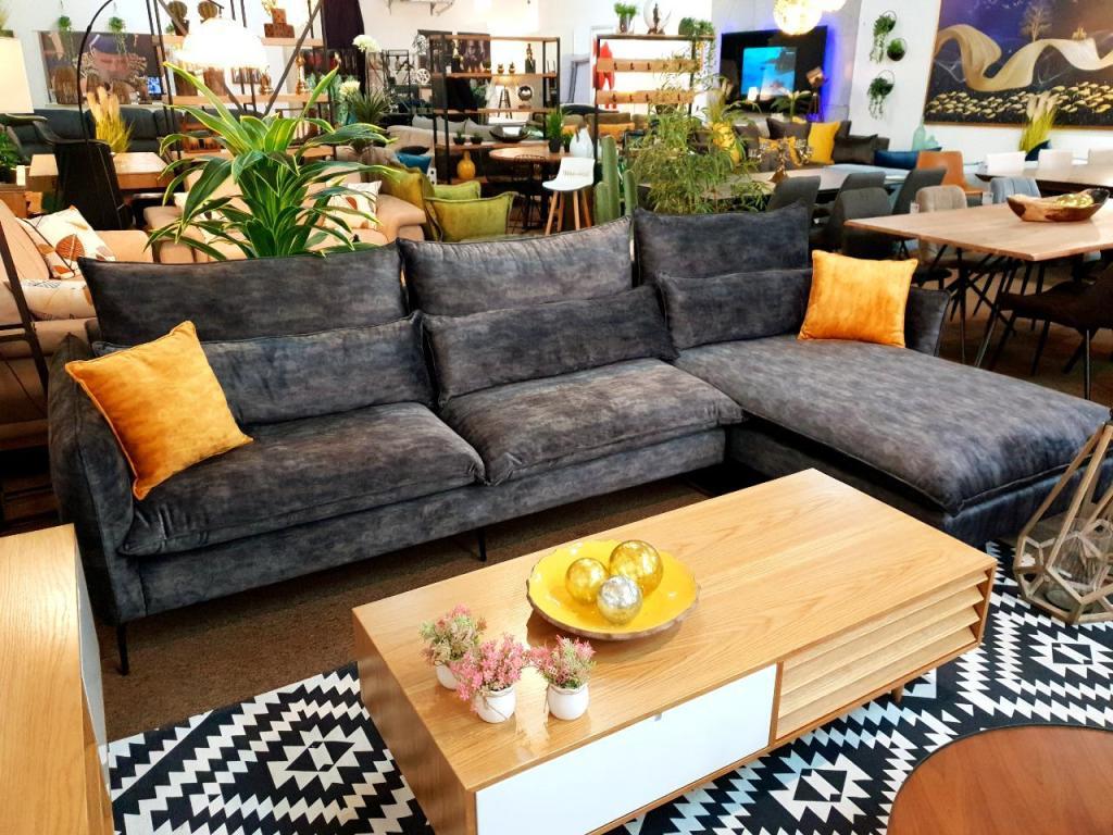 האנגר הרהיטים האנגר הרהיטים