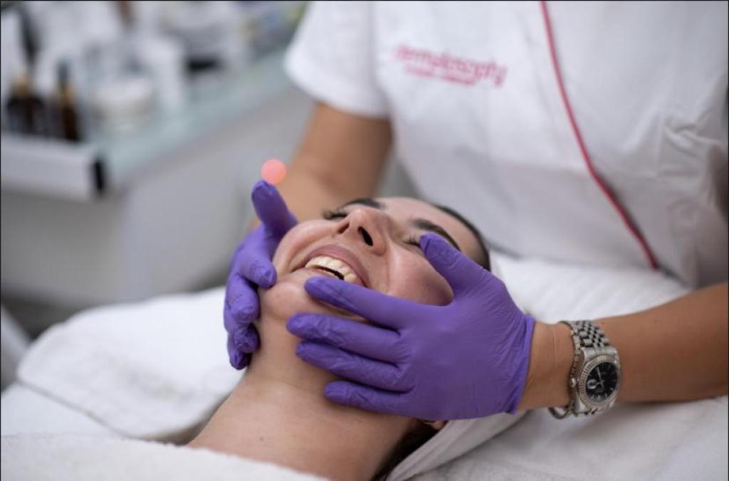 VG קוסמטיקאית קלינית VG קוסמטיקאית קלינית