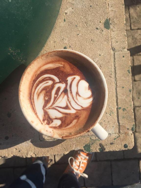 Sunshine קפה זה אהבה Sunshine קפה זה אהבה