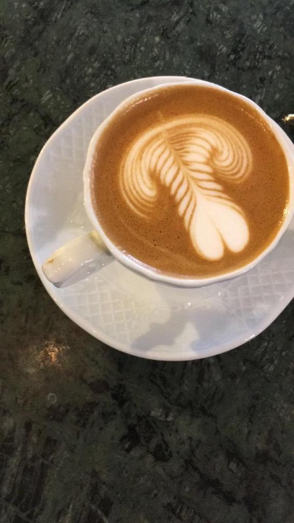 Sunshine קפה זה אהבה Sunshine קפה זה אהבה