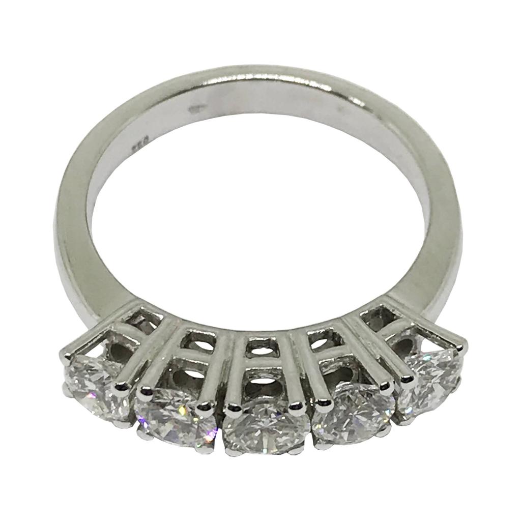 יוניברס תכשיטים יוניברס תכשיטים