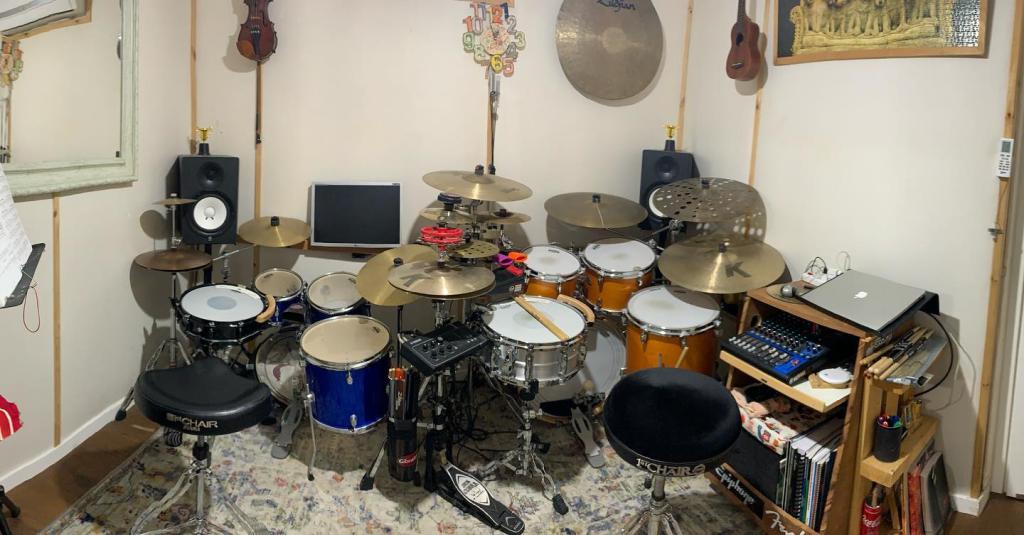 אורן בן ארצי לימודי תופים אורן בן ארצי לימודי תופים