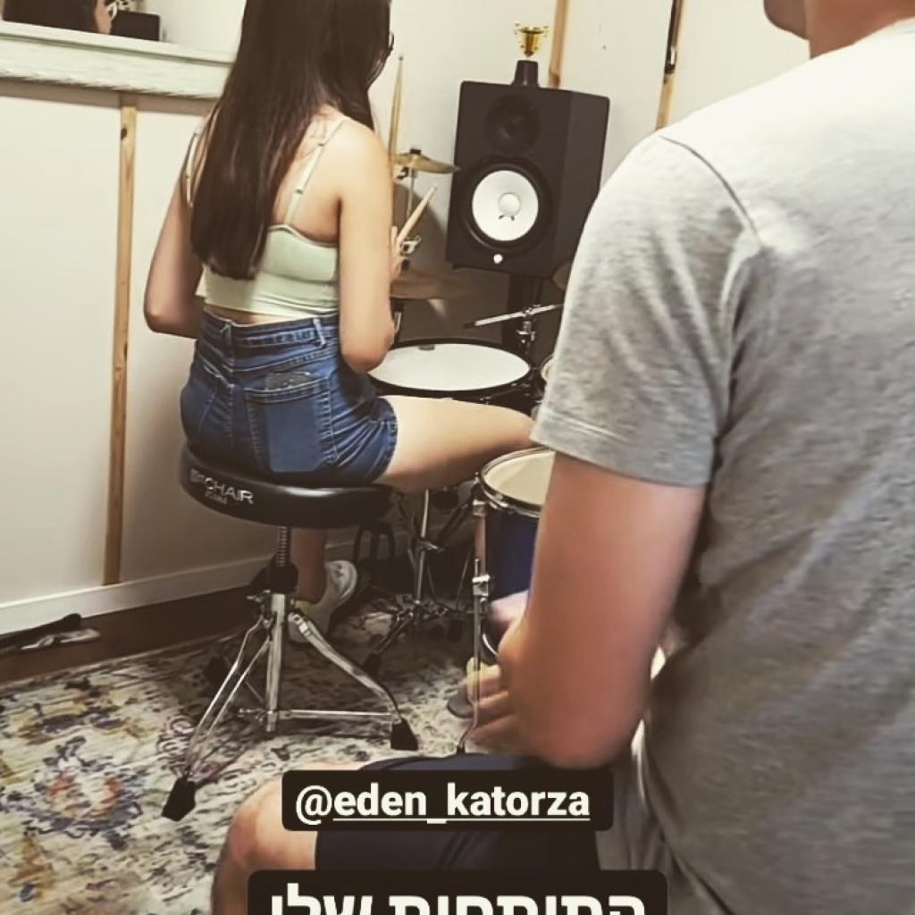 אורן בן ארצי לימודי תופים אורן בן ארצי לימודי תופים