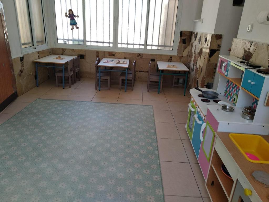 פעוטון כמו אמא פעוטון כמו אמא