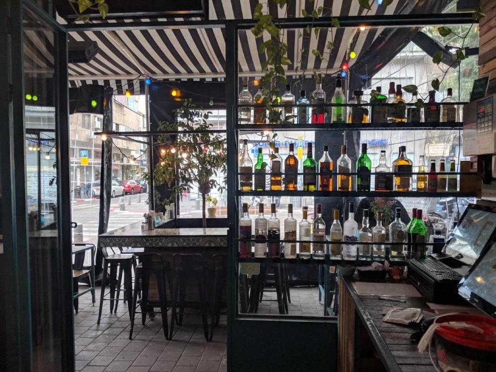 ברזנטים צל התמר ברזנטים צל התמר