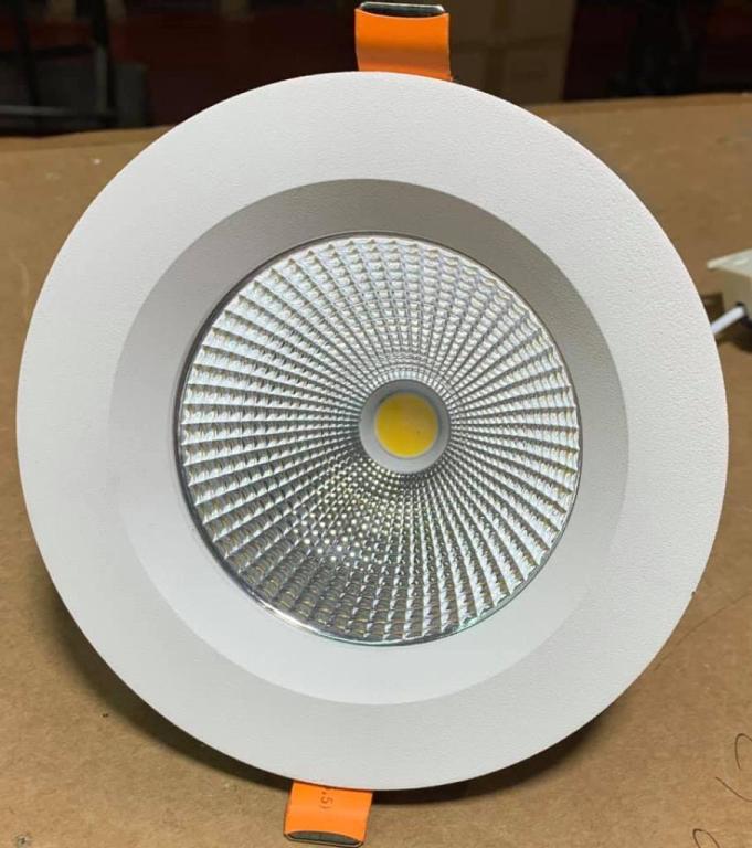 R m sדניאל תאורה R m sדניאל תאורה