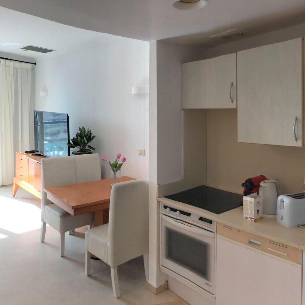 אסתר שיפוצים אסתר שיפוצים