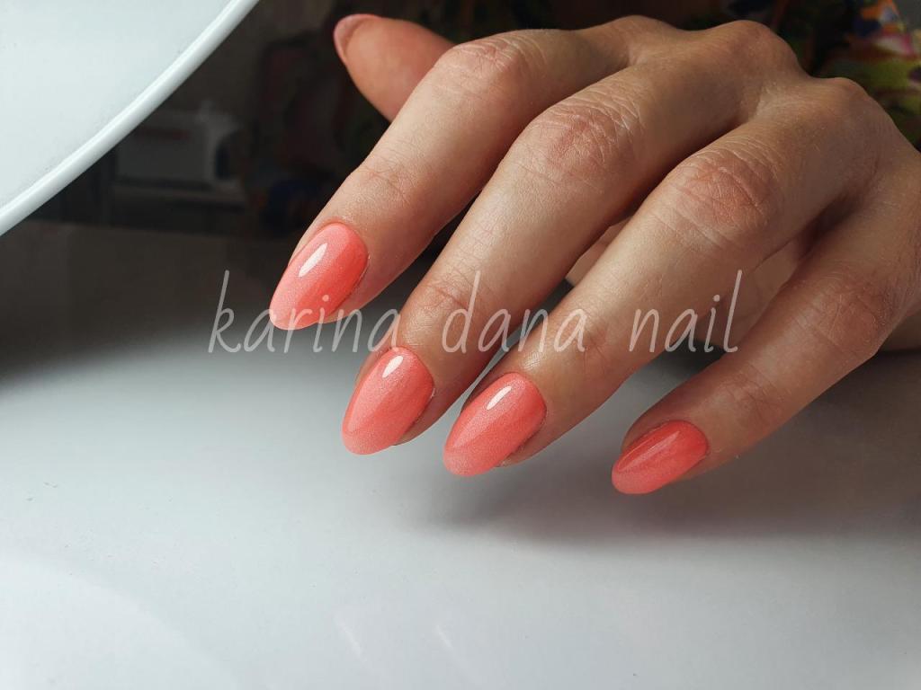 קרינה דאנה טיפוח הציפורן קרינה דאנה טיפוח הציפורן